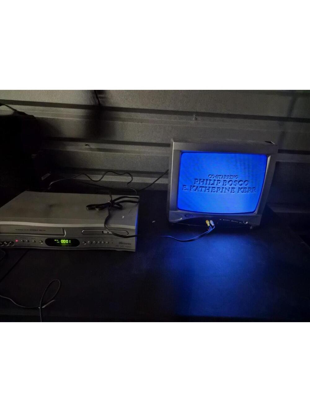 [MVD4541A] MEMOREX VHS/DVD Video Player - No Remote Control (Tested & Working)